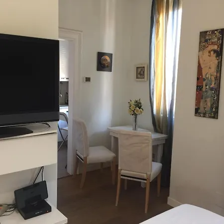 Angelo Ai Musei Vaticani Appartement *
